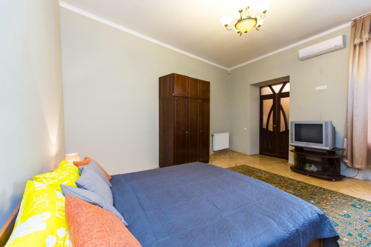 Apartments On Sholom Aleichem Та Ще Варіант Поруч Lviv Eksteriør billede