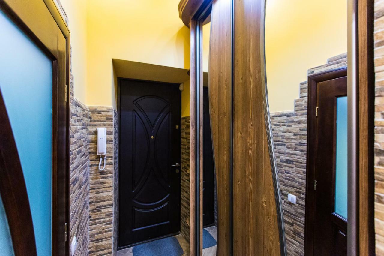 Apartments On Sholom Aleichem Та Ще Варіант Поруч Lviv Eksteriør billede