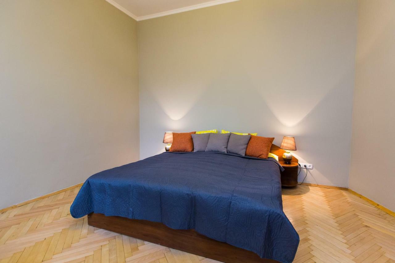 Apartments On Sholom Aleichem Та Ще Варіант Поруч Lviv Eksteriør billede